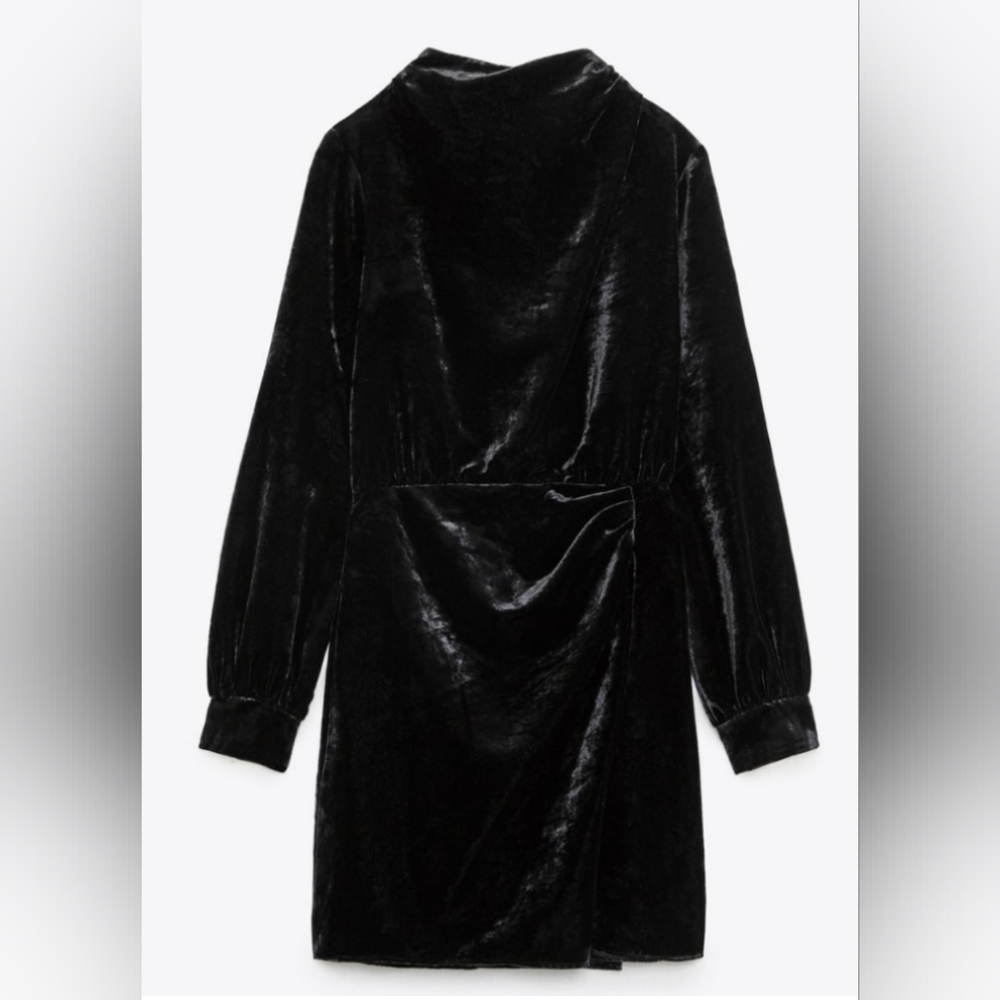 🖤🎁 Zara Black Long Sleeve Velvet Mini Dress